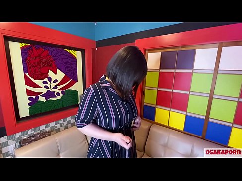 ❤️ Cutis Iaponica cum magnis tits masturbates cum sex nugis et gaudens habet. Loquitur in colloquio de experientia stupri eius. Ingens tits et hirsutus pussy cum voce magna. Osakaporn Anal video at porn la.pornogroupp.ru
